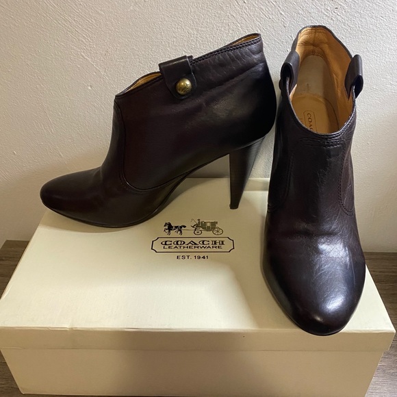 COACH Authentic Leather Ankle Boots - Picture 8 of 9
